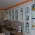 Lagos Algarve For Families & Friends, 6 Bedrooms, 7 Bathrooms, Pool, Bbq, Heating *