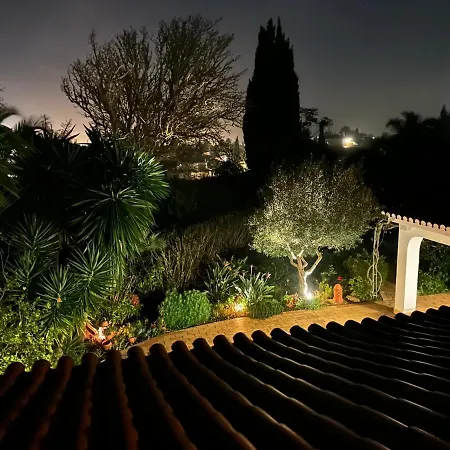 Villa Lagos Algarve For Families & Friends, 6 Bedrooms, 7 Bathrooms, Pool, Bbq, Heating