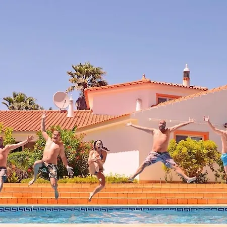 Lagos Algarve For Families & Friends, 6 Bedrooms, 7 Bathrooms, Pool, Bbq, Heating