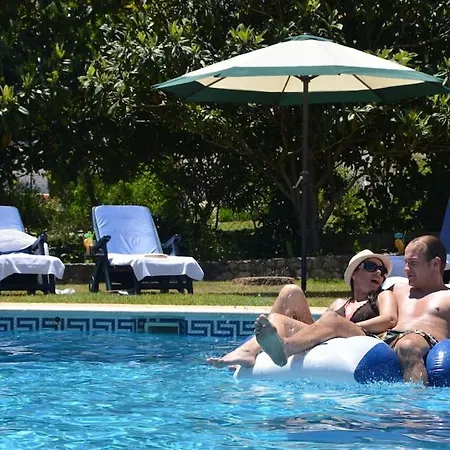 Вилла Lagos Algarve For Families & Friends, 6 Bedrooms, 7 Bathrooms, Pool, Bbq, Heating