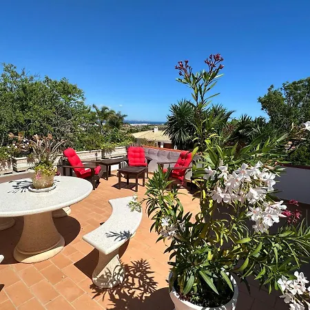 Lagos Algarve For Families & Friends, 6 Bedrooms, 7 Bathrooms, Pool, Bbq, Heating Вилла *