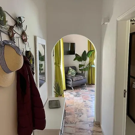 Lagos Algarve For Families & Friends, 6 Bedrooms, 7 Bathrooms, Pool, Bbq, Heating Pedra Alcada