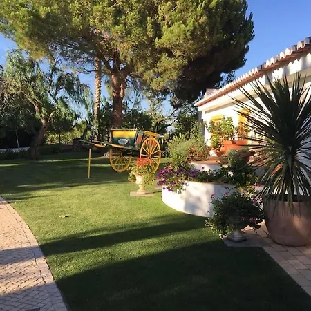 Вилла Lagos Algarve For Families & Friends, 6 Bedrooms, 7 Bathrooms, Pool, Bbq, Heating *