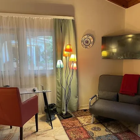 Lagos Algarve For Families & Friends, 6 Bedrooms, 7 Bathrooms, Pool, Bbq, Heating Pedra Alcada