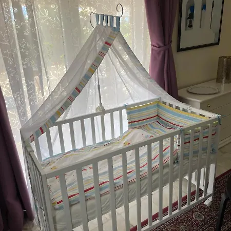 Lagos Algarve For Families & Friends, 6 Bedrooms, 7 Bathrooms, Pool, Bbq, Heating Pedra Alcada