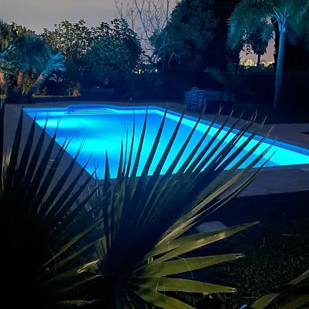 Lagos Algarve For Families & Friends, 6 Bedrooms, 7 Bathrooms, Pool, Bbq, Heating *
