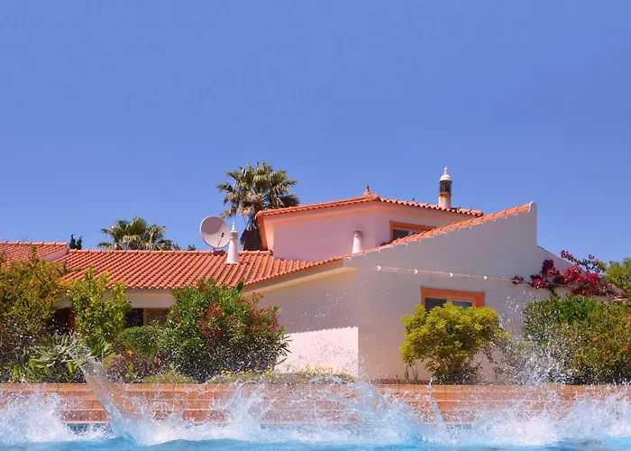 ヴィラ Lagos Algarve For Families & Friends, 6 Bedrooms, 7 Bathrooms, Pool, Bbq, Heating
