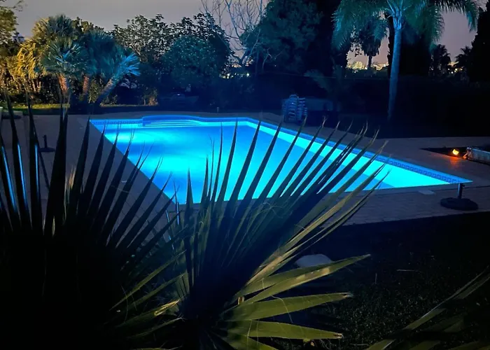 Lagos Algarve For Families & Friends, 6 Bedrooms, 7 Bathrooms, Pool, Bbq, Heating *