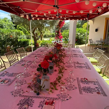 Lagos Algarve For Families & Friends, 6 Bedrooms, 7 Bathrooms, Pool, Bbq, Heating 别墅